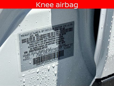 Used 2025 Nissan Kicks SR w/ SR Premium Package AWD/4WD image 29