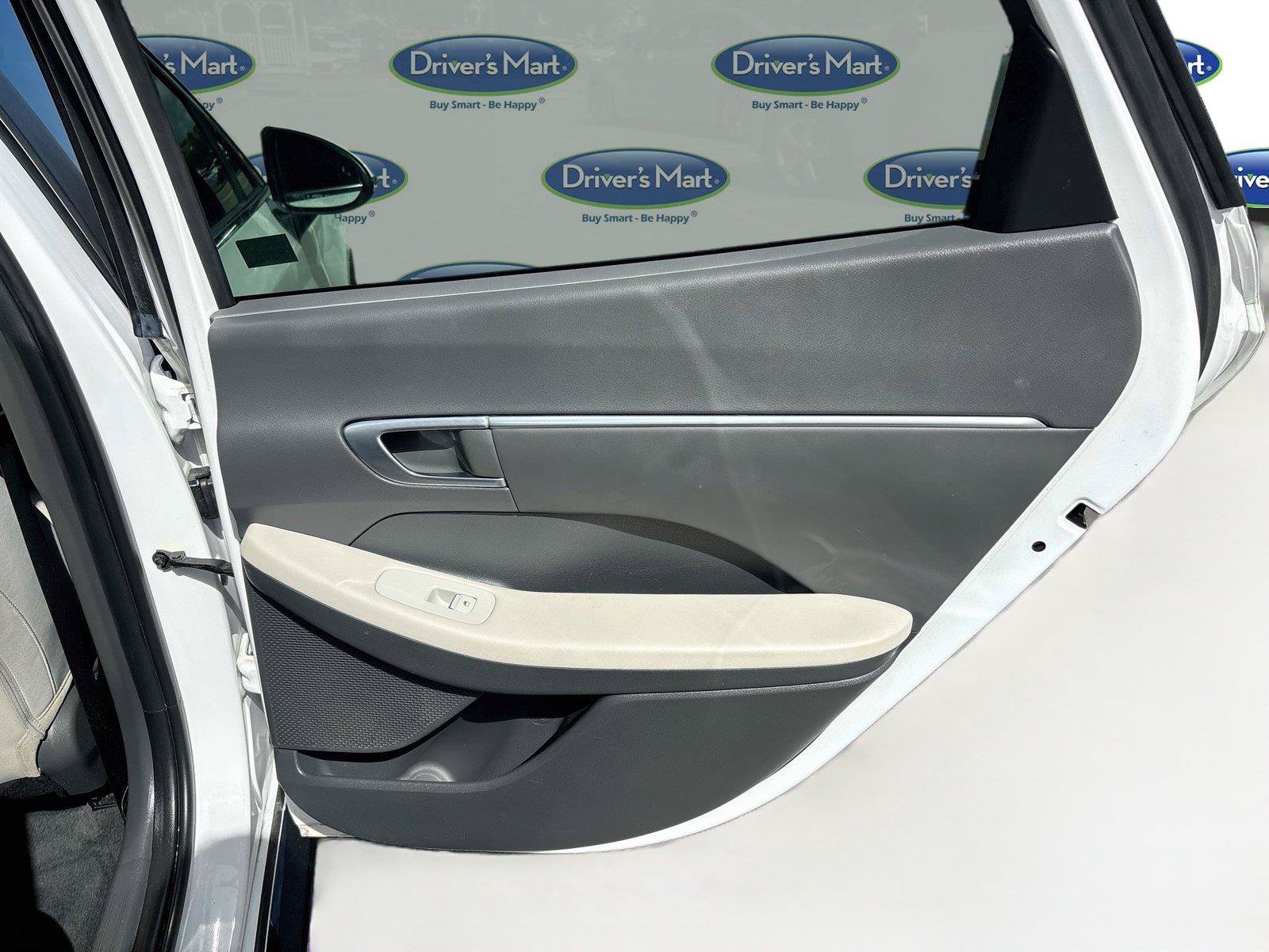 Used 2023 Hyundai Sonata SEL w/ Convenience Package FWD image 25