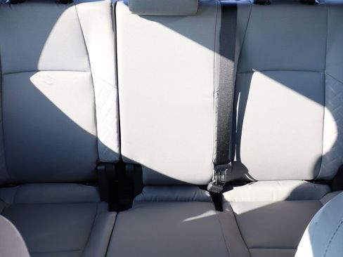 Used 2025 Toyota Tacoma TRD Sport image 35