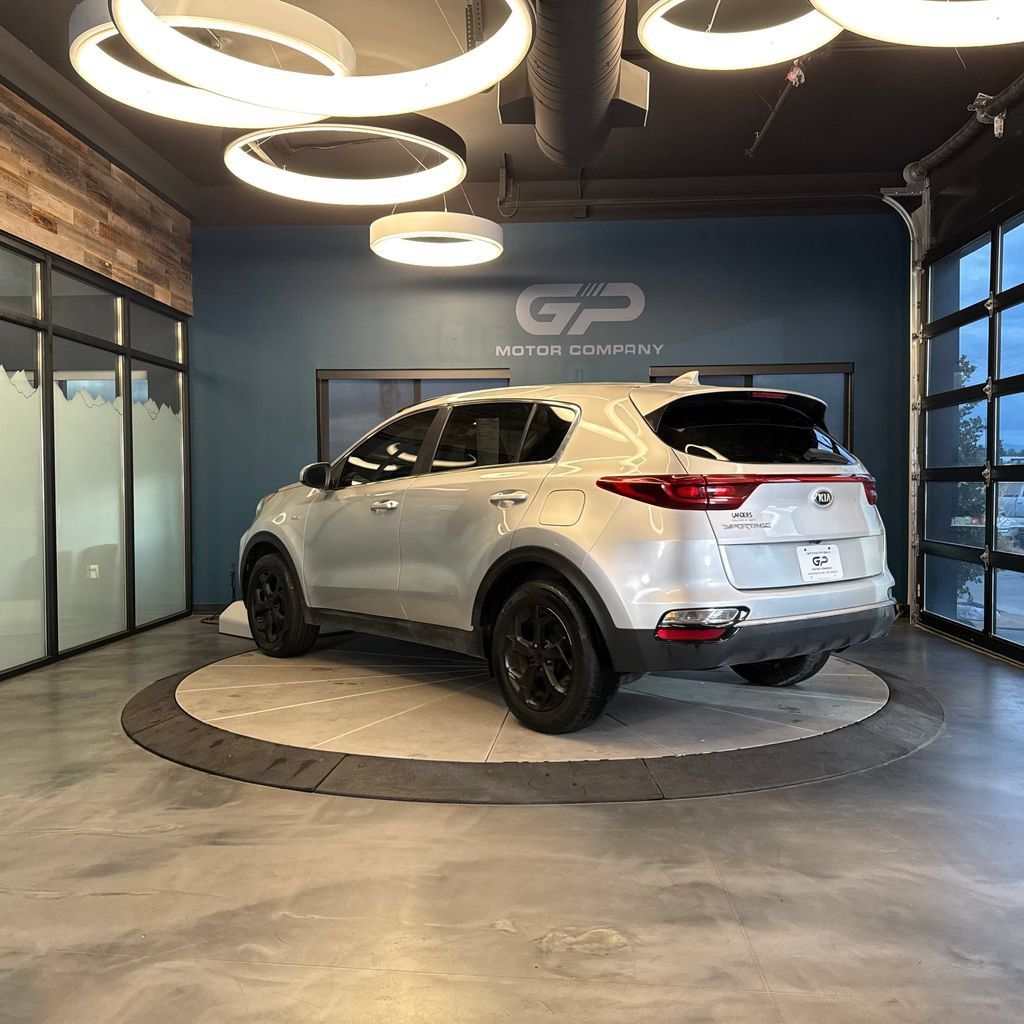 Used 2022 Kia Sportage LX AWD/4WD image 5