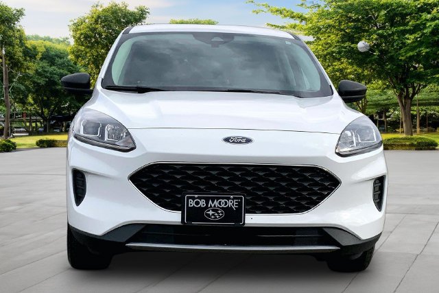 Used 2022 Ford Escape SE FWD image 2
