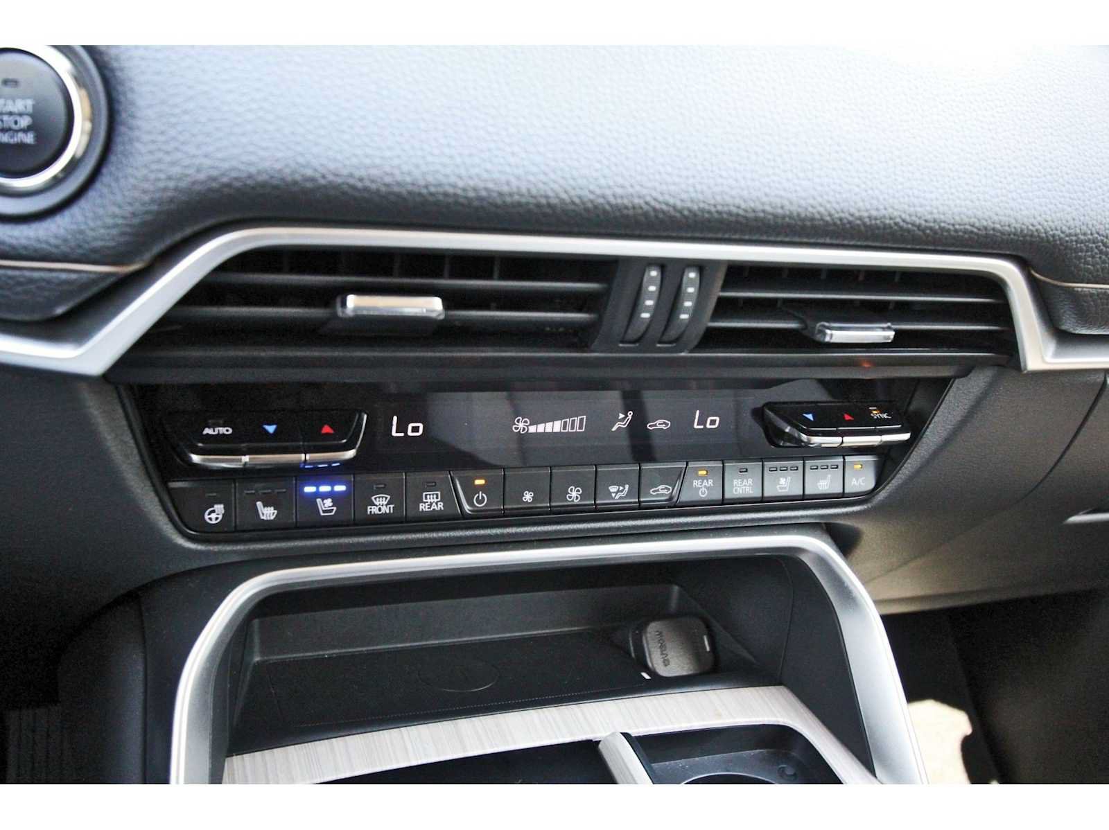 Used 2026 MAZDA CX-90 3.3 Turbo w/ Preferred Package AWD/4WD image 24