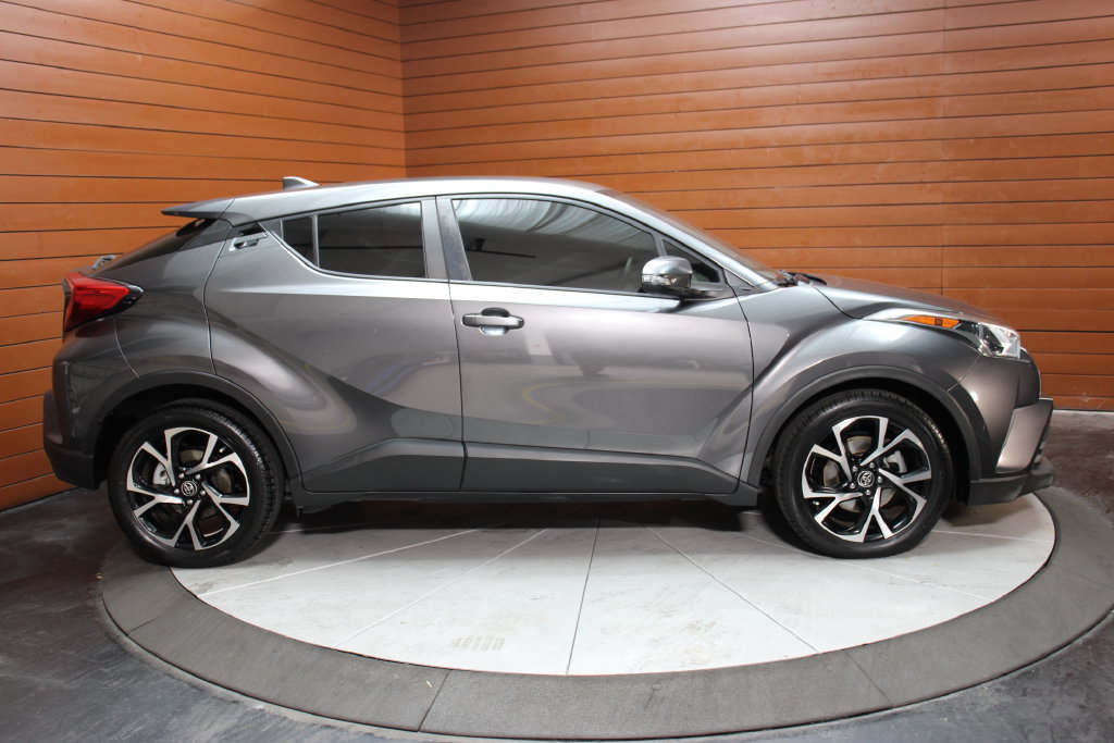 Used 2018 Toyota C-HR XLE FWD image 14