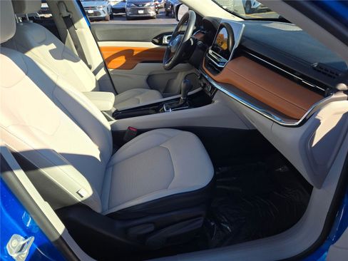 Certified 2022 Jeep Compass Limited image 7