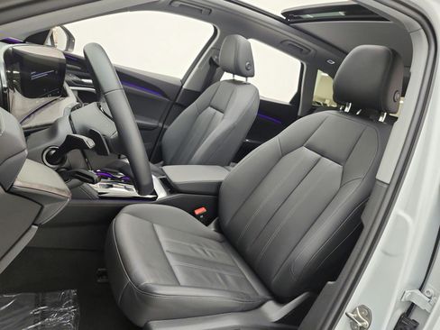 Used 2025 Audi Q5 Premium Plus w/ Premium Plus AWD/4WD image 10