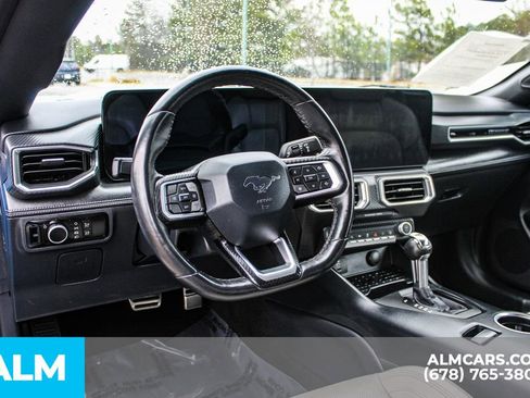 Used 2024 Ford Mustang Premium image 21