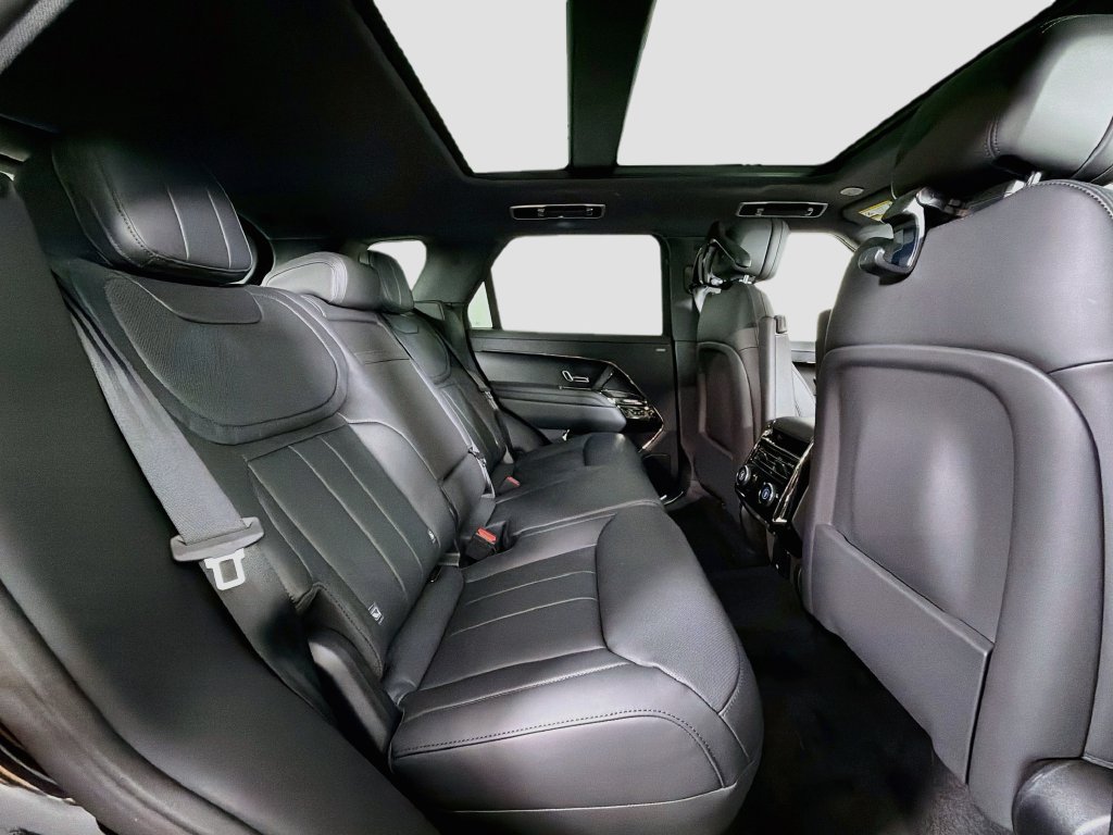 New 2027 Land Rover Range Rover Sport Dynamic SE AWD/4WD image 29