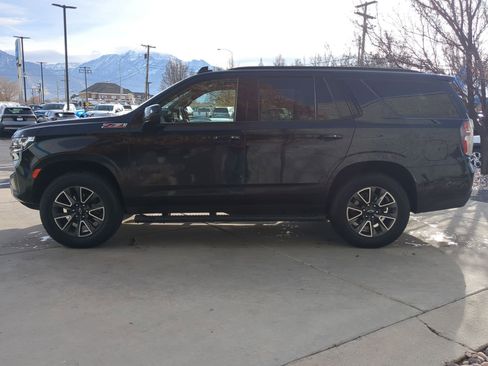 Used 2021 Chevrolet Tahoe Z71 image 3