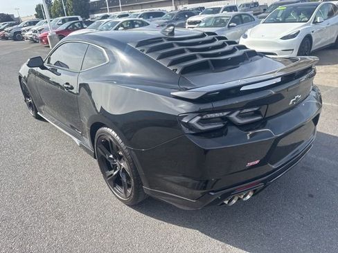 Used 2023 Chevrolet Camaro SS image 10