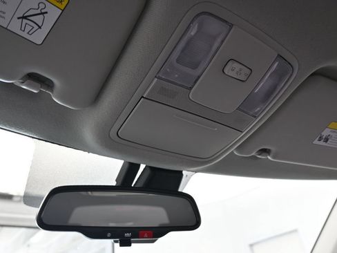 Used 2024 Kia Soul S FWD image 25