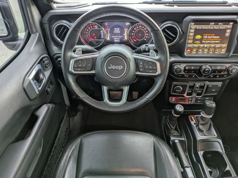 Used 2022 Jeep Wrangler Unlimited Rubicon AWD/4WD image 16