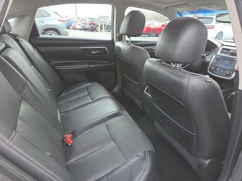 Used 2016 Nissan Altima 2.5 SL w/ 2.5 Technology Package image 24
