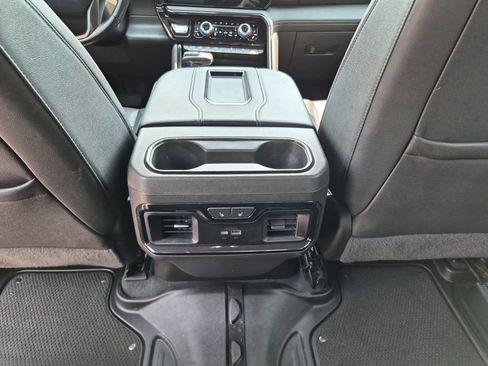 Used 2022 GMC Sierra 1500 AT4 w/ AT4 Preferred Package AWD/4WD image 34