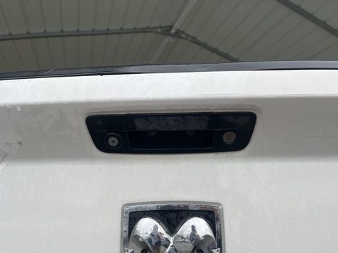 Used 2014 RAM 1500 Laramie w/ Convenience Group image 11