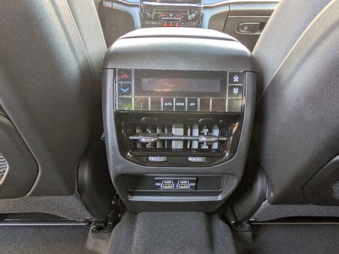 New 2025 Jeep Grand Cherokee L Laredo w/ Trailer Tow Package AWD/4WD image 21