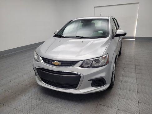 Used 2020 Chevrolet Sonic LT FWD image 15