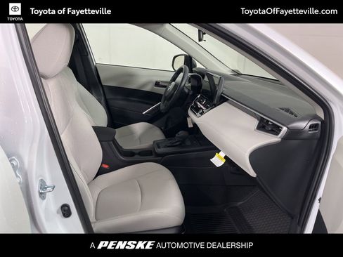 New 2026 Toyota Corolla Cross L image 5