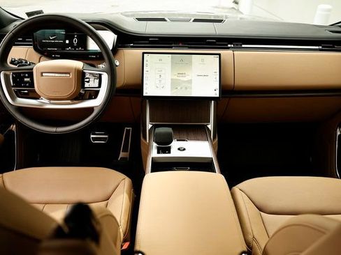 New 2026 Land Rover Range Rover SE image 35