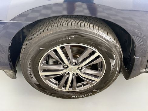 Used 2019 INFINITI QX60 Luxe w/ Essential Package image 38