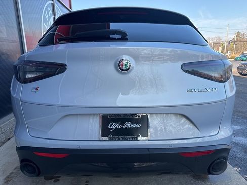 New 2026 Alfa Romeo Stelvio Sprint image 6