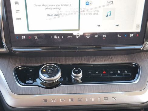 New 2026 Ford Expedition Max Platinum image 14