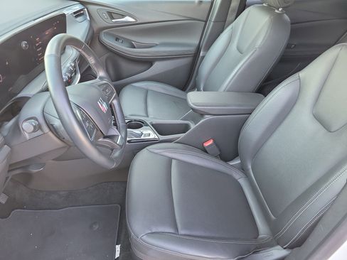 Used 2024 Buick Encore GX Sport Touring w/ Comfort Package FWD image 9