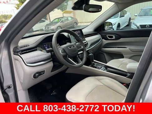 Used 2022 Jeep Compass Latitude w/ Sun and Sound Group FWD image 6