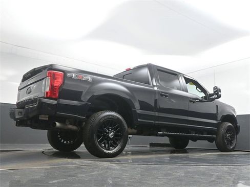 Used 2019 Ford F250 Lariat image 31