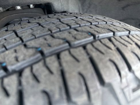 Used 2020 Chevrolet Tahoe LT image 35