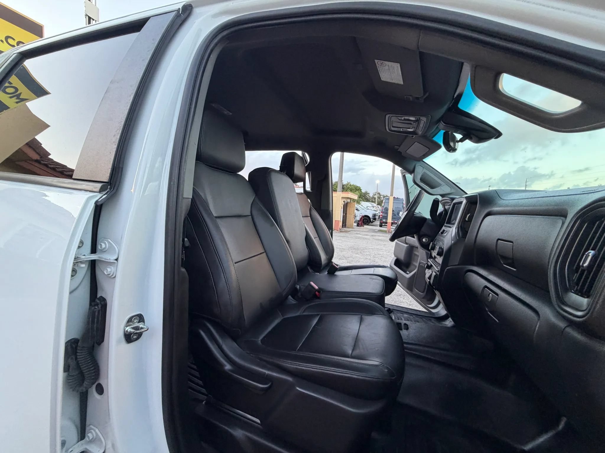 Used 2020 Chevrolet Silverado 3500 W/T w/ Gooseneck/5TH Wheel Package AWD/4WD image 23