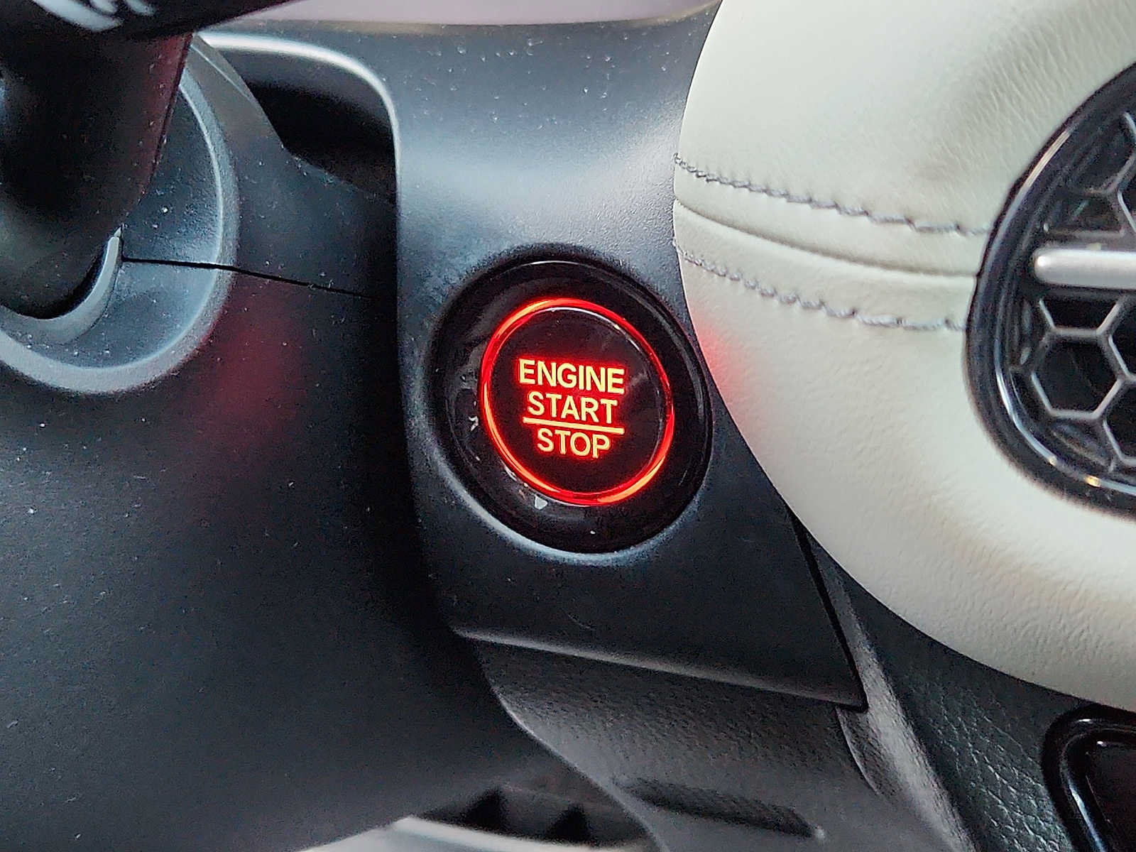 Used 2024 Honda HR-V EX-L image 22