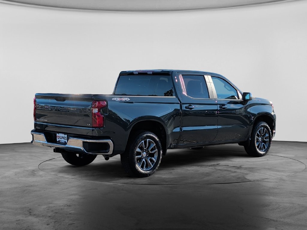 Used 2025 Chevrolet Silverado 1500 LT AWD/4WD image 7