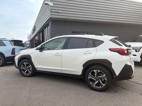 Used 2024 Subaru Crosstrek 2.0i Premium AWD/4WD image 8