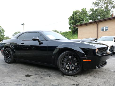 Used 2019 Dodge Challenger R/T Scat Pack image 5