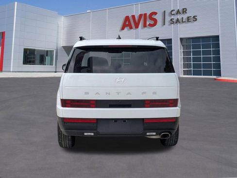 Used 2025 Hyundai Santa Fe SEL FWD image 7