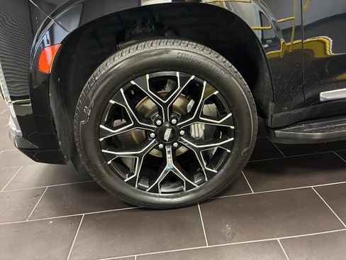 Used 2022 Cadillac Escalade ESV Luxury AWD/4WD image 28
