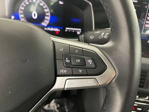 Used 2026 Volkswagen Jetta SE FWD image 17