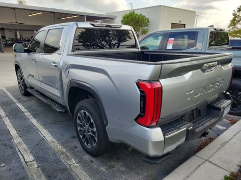 Used 2025 Toyota Tundra Limited AWD/4WD image 4