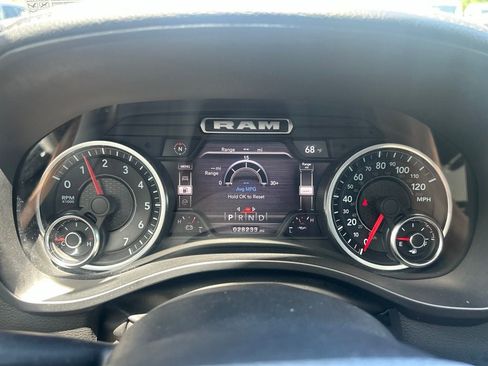 Used 2022 RAM 1500 Laramie w/ Sport Appearance Package AWD/4WD image 16