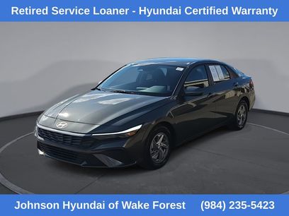 Certified 2025 Hyundai Elantra SE