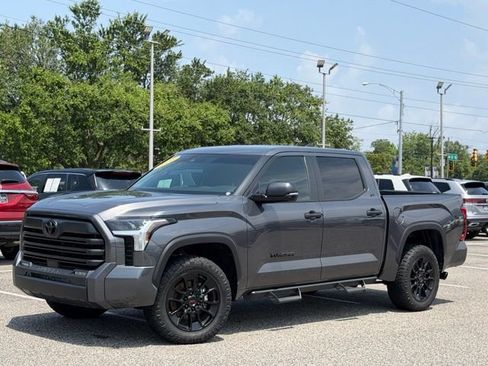Used 2026 Toyota Tundra SR5 w/ SR5 Convenience Package AWD/4WD image 1