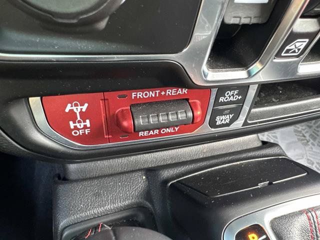 Used 2021 Jeep Gladiator Rubicon AWD/4WD image 16
