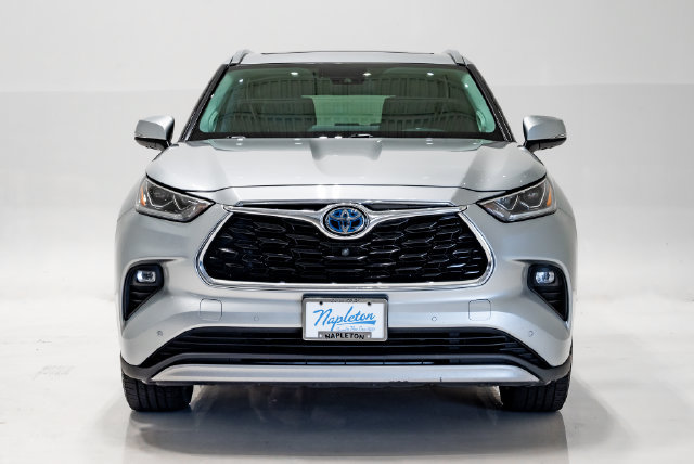 Used 2021 Toyota Highlander Platinum AWD/4WD image 4