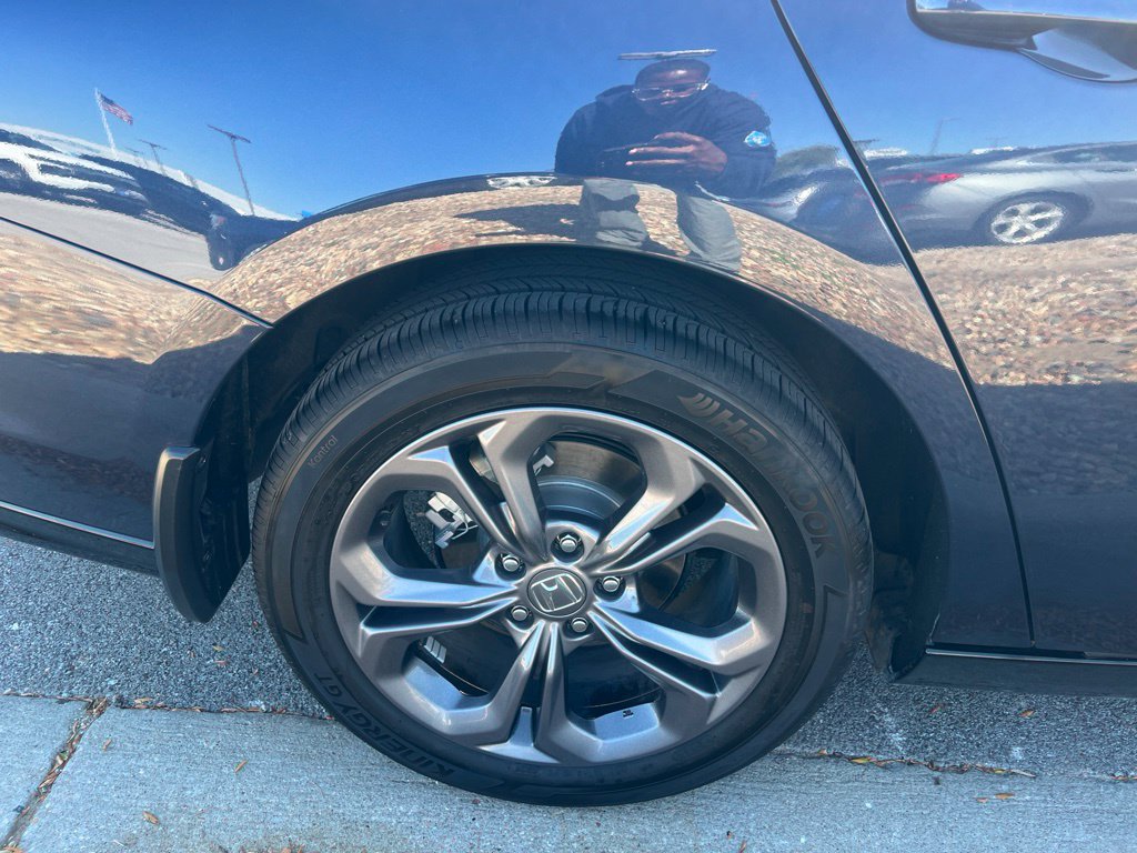 Used 2026 Honda Accord EX-L image 11