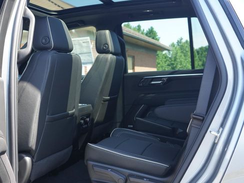 New 2026 Chevrolet Tahoe Premier w/ Sun And Tow Package AWD/4WD image 27