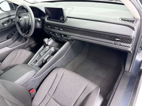 Certified 2025 Honda Accord SE image 17