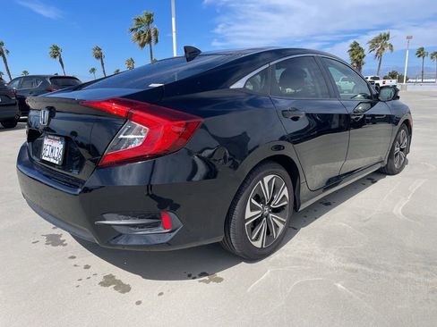 Used 2018 Honda Civic EX-L image 4
