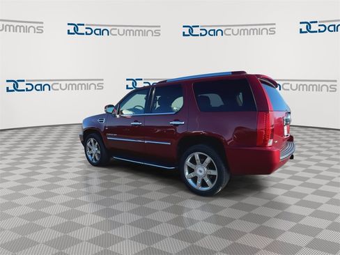 Used 2009 Cadillac Escalade 2WD image 6
