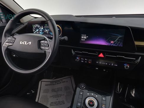Used 2023 Kia Niro Wind FWD image 25