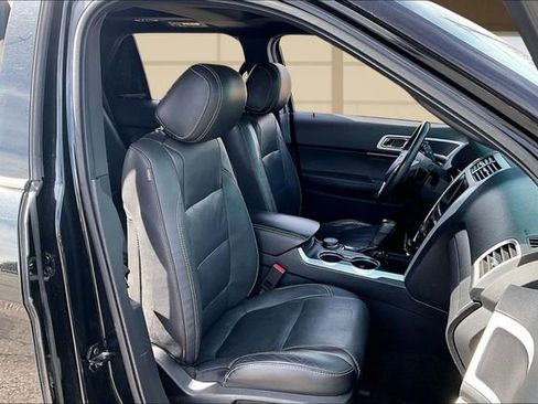 Used 2014 Ford Explorer Sport w/ Equipment Group 401A image 7